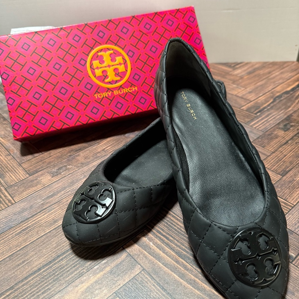 Tory Burch Black Quilted Loafers